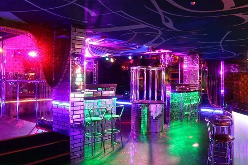 Book The Best Strip Clubs In Barcelona With Us